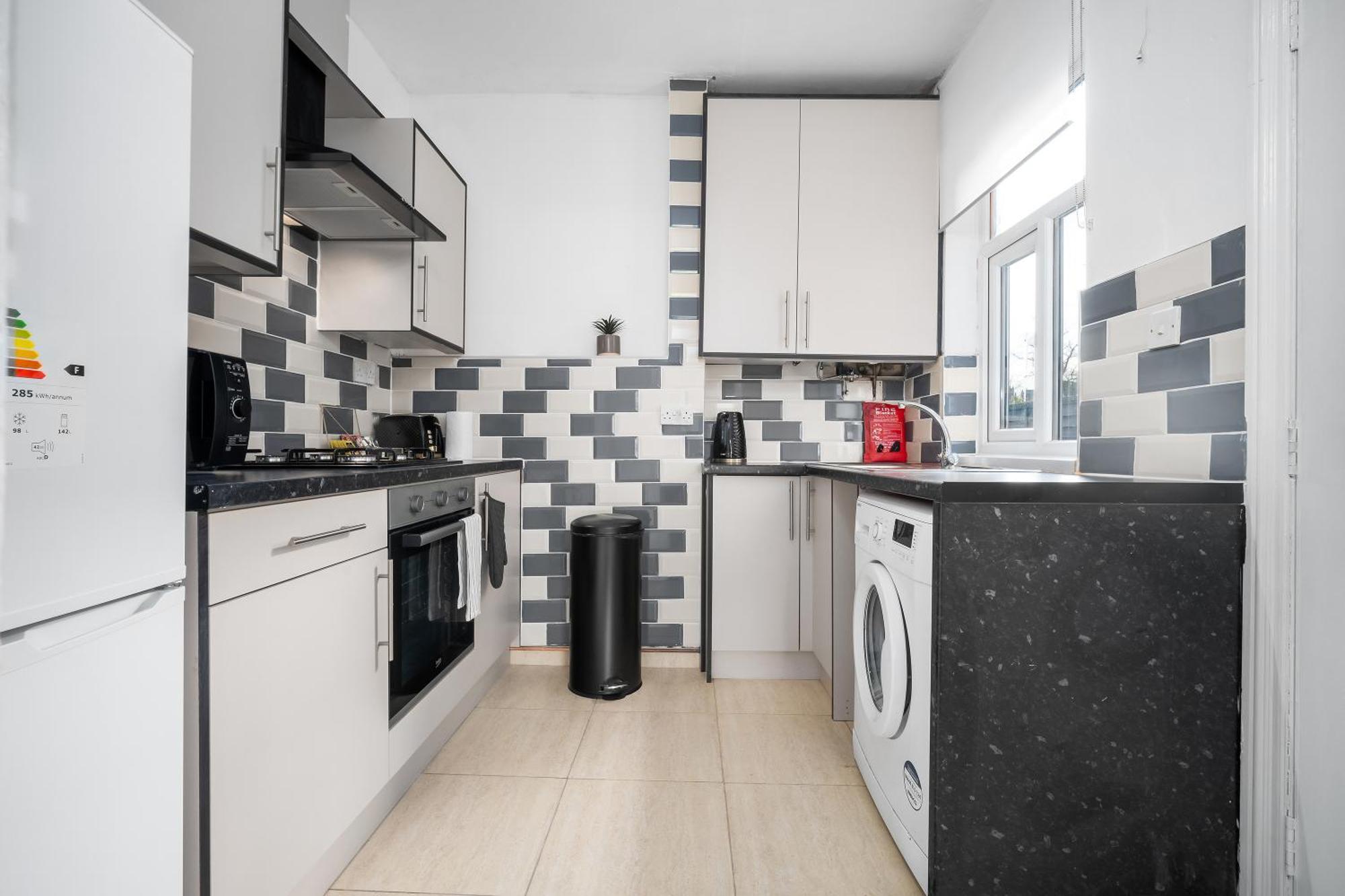 Harborne 2 Bedroom House - Parking - Smart Tv - Wifi - 62W バーミンガム エクステリア 写真