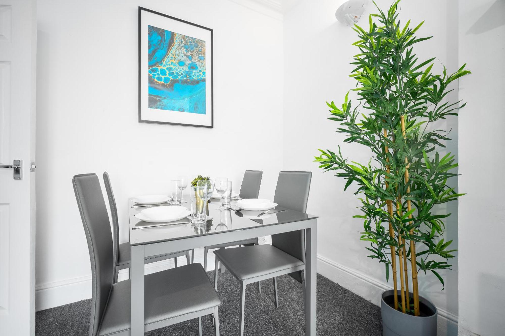 Harborne 2 Bedroom House - Parking - Smart Tv - Wifi - 62W バーミンガム エクステリア 写真