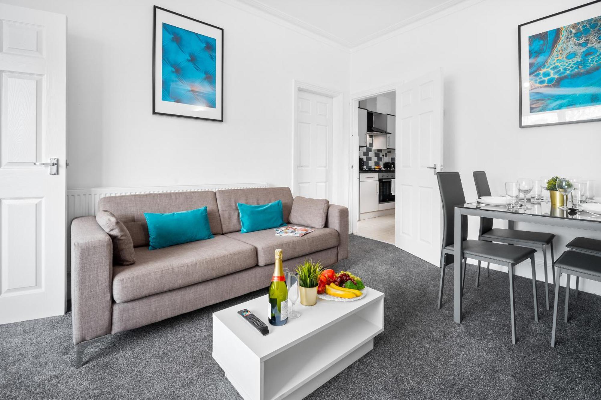 Harborne 2 Bedroom House - Parking - Smart Tv - Wifi - 62W バーミンガム エクステリア 写真